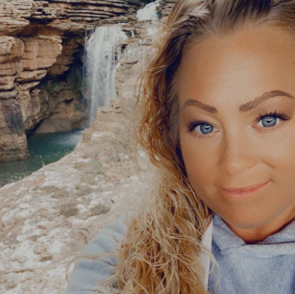 Meet your Posher, Nikki